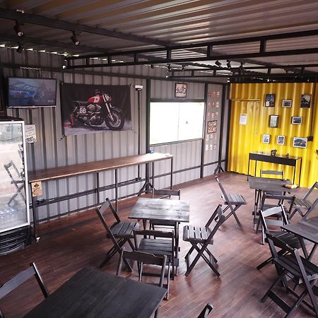 Moto Inn Урубиси Экстерьер фото