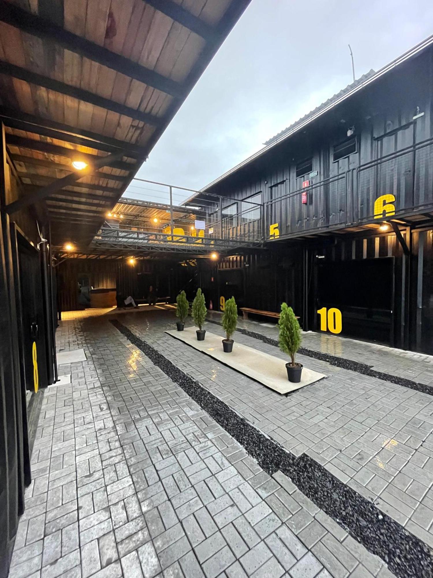 Moto Inn Урубиси Экстерьер фото